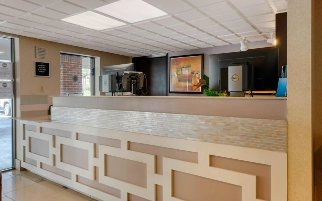 JAX Airport Hotel