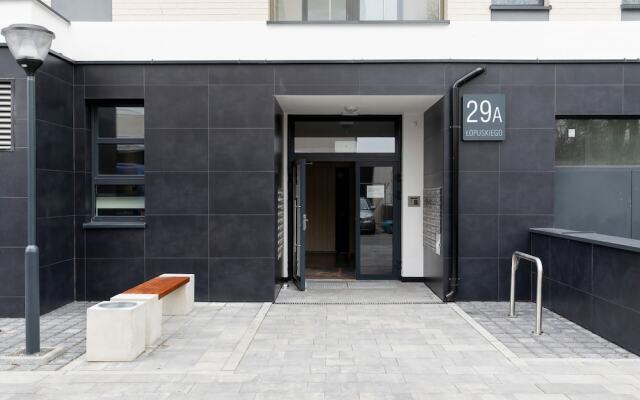 Apartament Deluxe Platany A43 by Renters