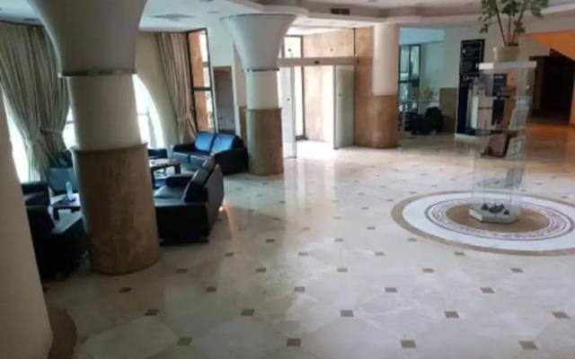 Le Cristal Hotel