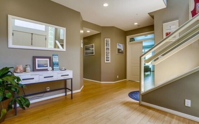 Grandview 3 Bedrooms 2.5 Bathrooms Home