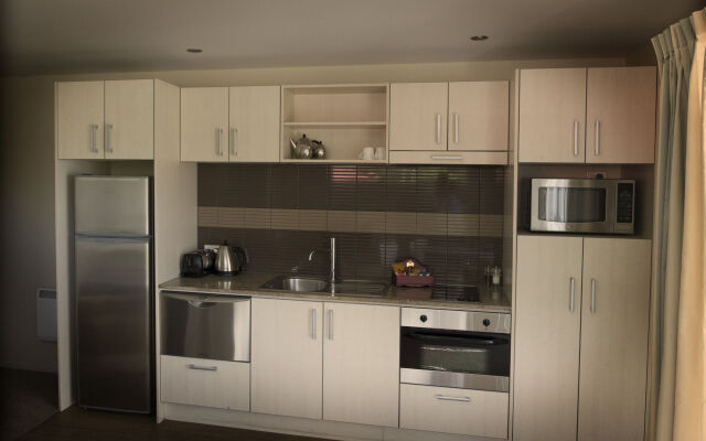 Edgewater Palms Apartments