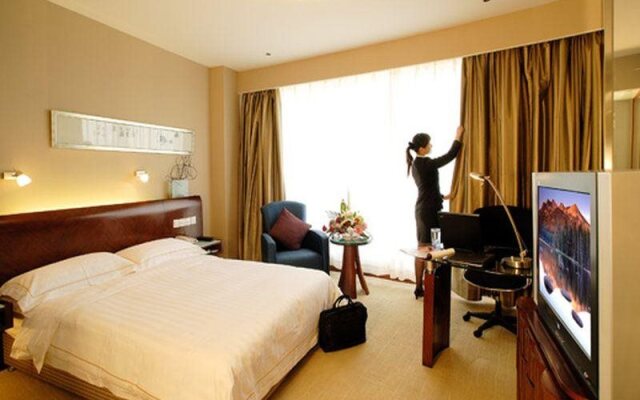 Yun-Ray Ambassador Hotel