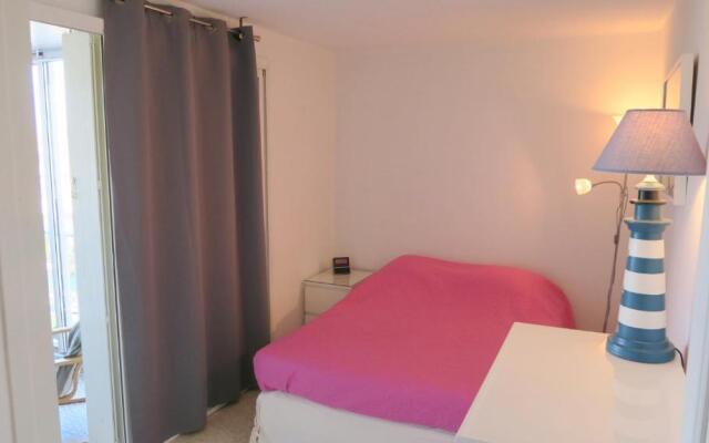 Appartement familial 6 couchages proche centre et plages