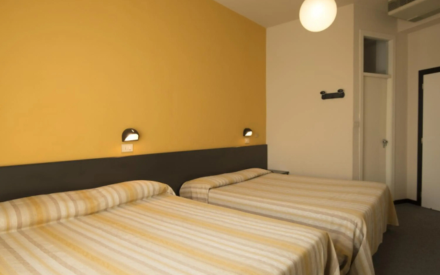 Hotel Airone