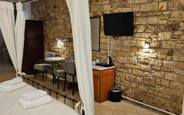 Olympic Village Hotel & Spa