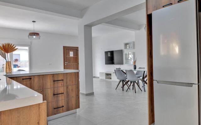 Phaedrus Living: Luxury Residence Faneromeni