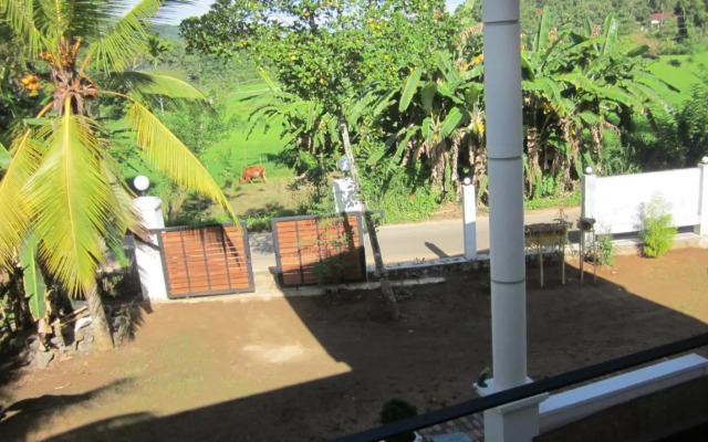 The Breeze Pinnawala Homestay