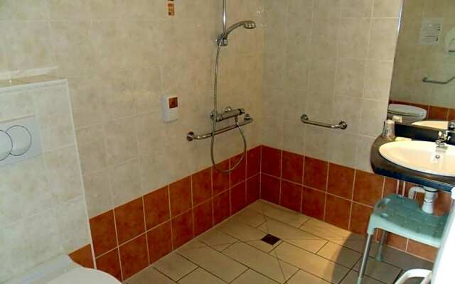 Hotel L'Océane Angers Parc Expo