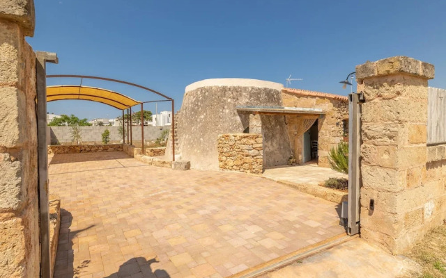 Trullo Mmammineddhu - Vicino le Spiagge di Sabbia