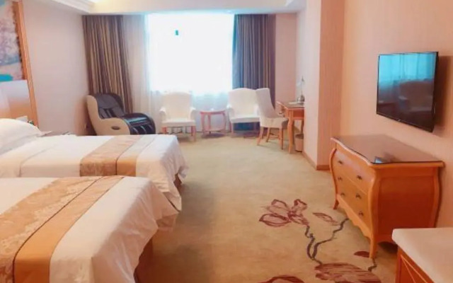 Vienna International Hotel (Nanjing Gaochun Metro Station)