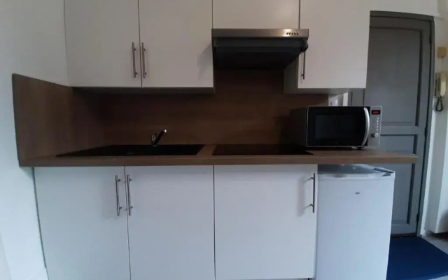 Rouen Les Chartreux Au Calme