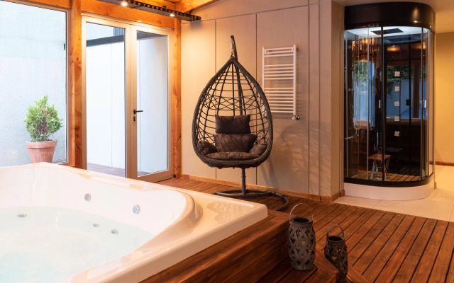 Crans Montana Hotel
