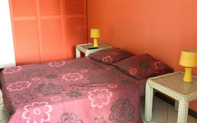 Studio in Pointe-à-pitre, With Wonderful sea View, Pool Access, Furnis