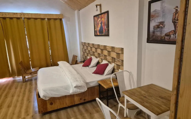 OYO 7138 Acharya Cottage