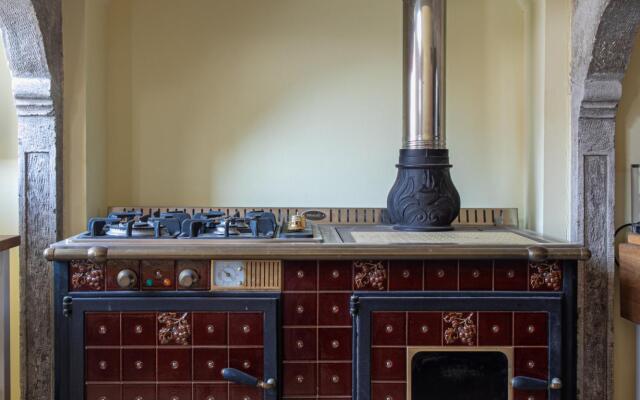Wondrous Palazzetto 1619 in Magical Burano Island