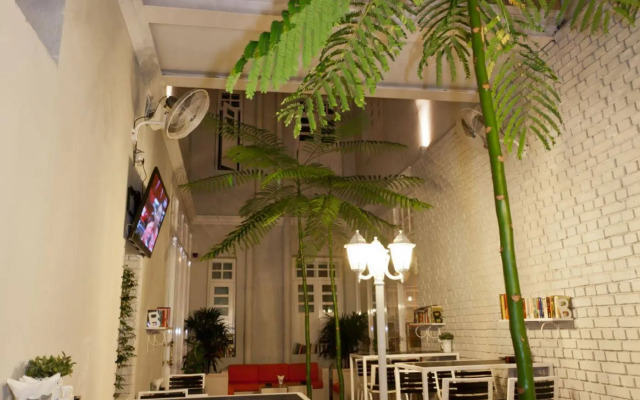 Reggae Mansion Suite