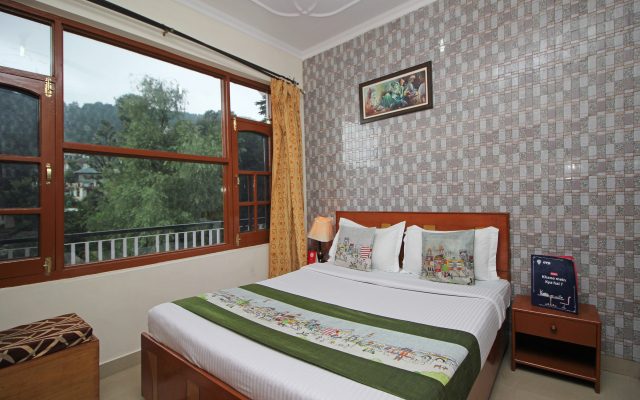 OYO 4205 Hotel Anuj Regency