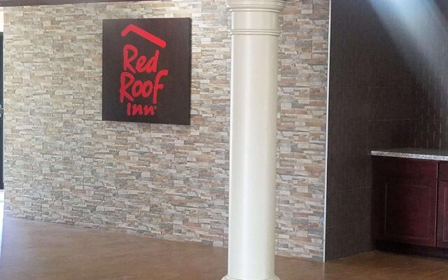 Red Roof Inn & Suites Houston - Hobby Airport