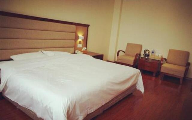 Starway Hotel (Suide Tianhechang)