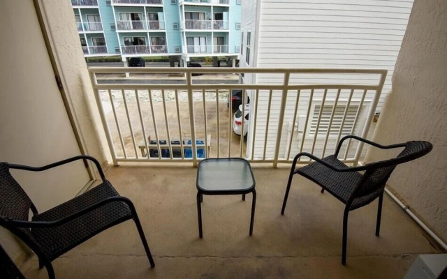 Sugar Beach 135 by RedAwning