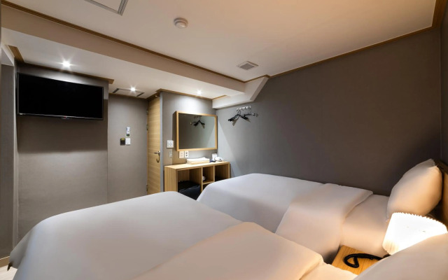 About Stay Seoul Station