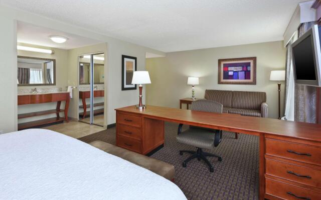 Hampton Inn & Suites Grand Rapids-Airport 28th St