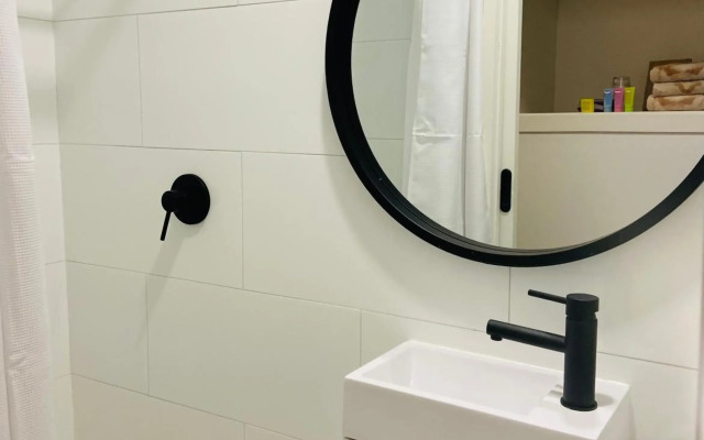 Feathertop Alpine Lodge