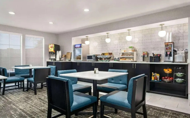 La Quinta Inn And Suites Hesperia Victorville