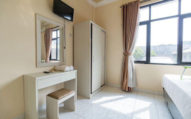 Urbanview Hotel Nugraha Palembang