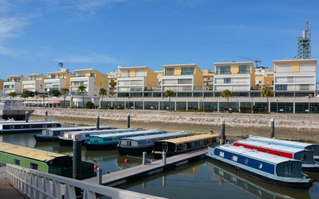 Tagus Marina - Houseboat