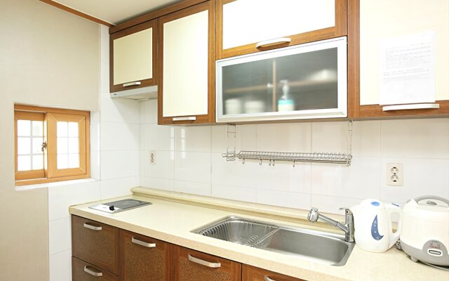 Gyeongju Lakeside Waltz Pension