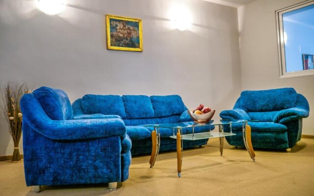 Hotel Diana Palace