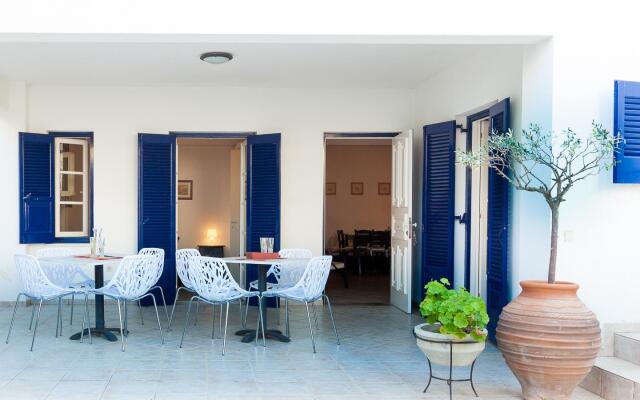 Thanos Luxury Apartment in Spetses
