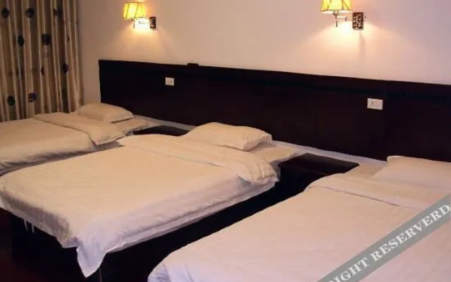 Zhengzhou 9-day Qianhe Hotel