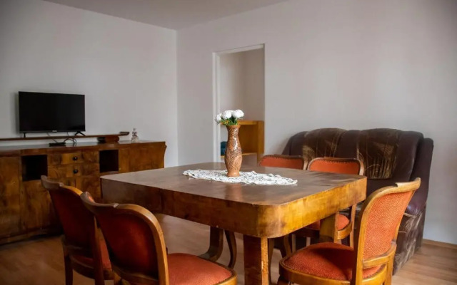 Riverwalk Family Apartment