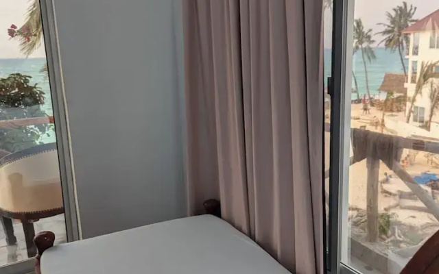 Kassandra Beach Hotel