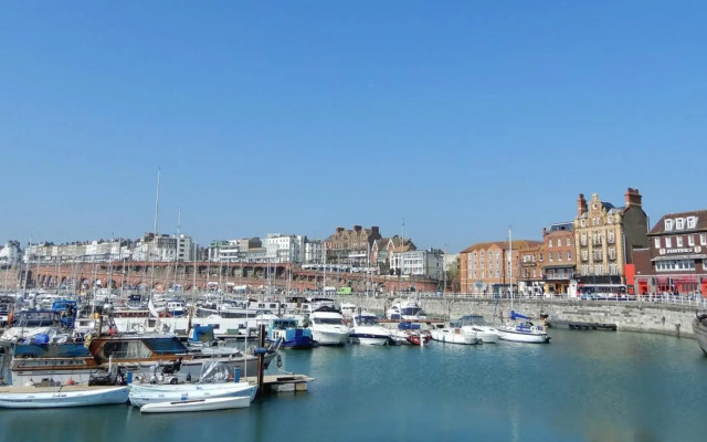 Holiday Inn Express Ramsgate - Minster by IHG