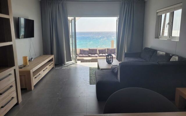 Seaview Resort  Boca Sami