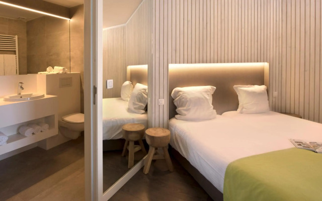 Flanders Hotel