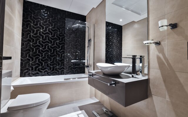 Luxury Apartments Business Bay Gym-Pool-Parking by Sojo Stay