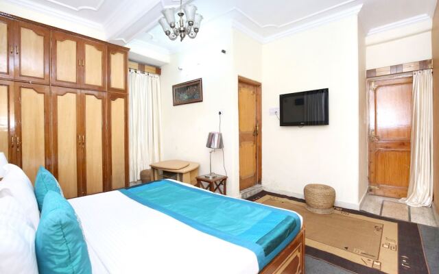OYO 10858 Home Valley View 2BHK Shimla Bypass