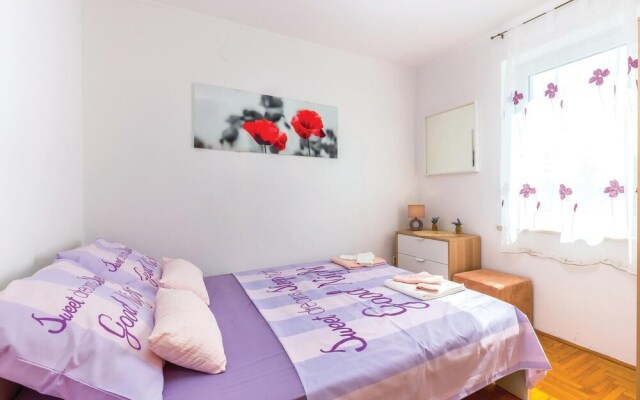 Beautiful Apartment in Crikvenica With Wifi and 2 Bedrooms