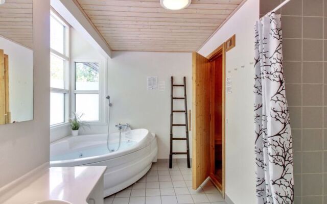 "Kuebra" - 500m from the sea in Bornholm