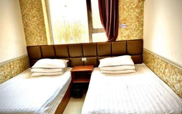 Qiwei Hotel (Shenyang Taoxian Airport)