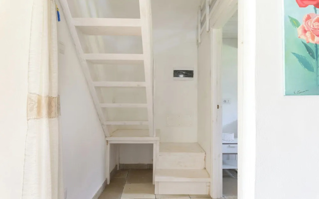 Trullo Mandorlo by Wonderful Italy