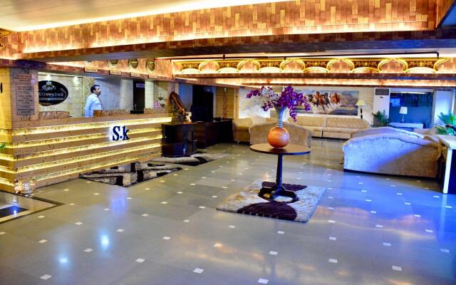 Hotel S. K Crown Park Naraina