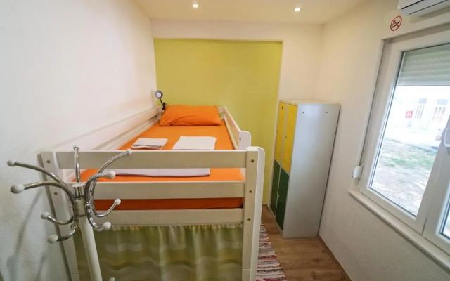 Oasis hostel