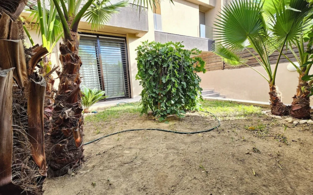 Stylish Luxe House with Garden Marsa