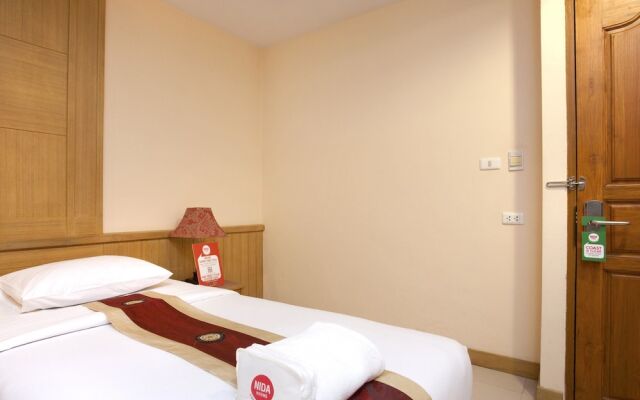 曼谷三6体育馆地标奈达酒店(Nida Rooms Triple 6 Stadium Landmark)