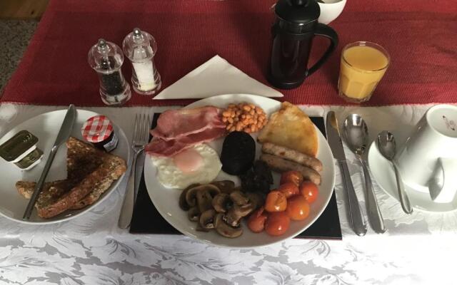 Alba Bed  Breakfast